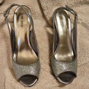 Nine West Women's Silver Heels Size 8.5M